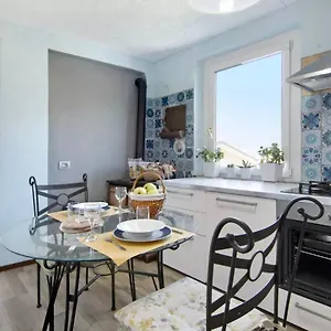 Appartamento Mary House @, Sondrio