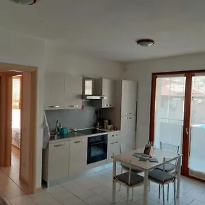 Appartamento Bilocale Luminoso, Ottima Posizione, Sondrio