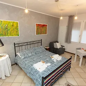 La Casa Di Ada Apartment